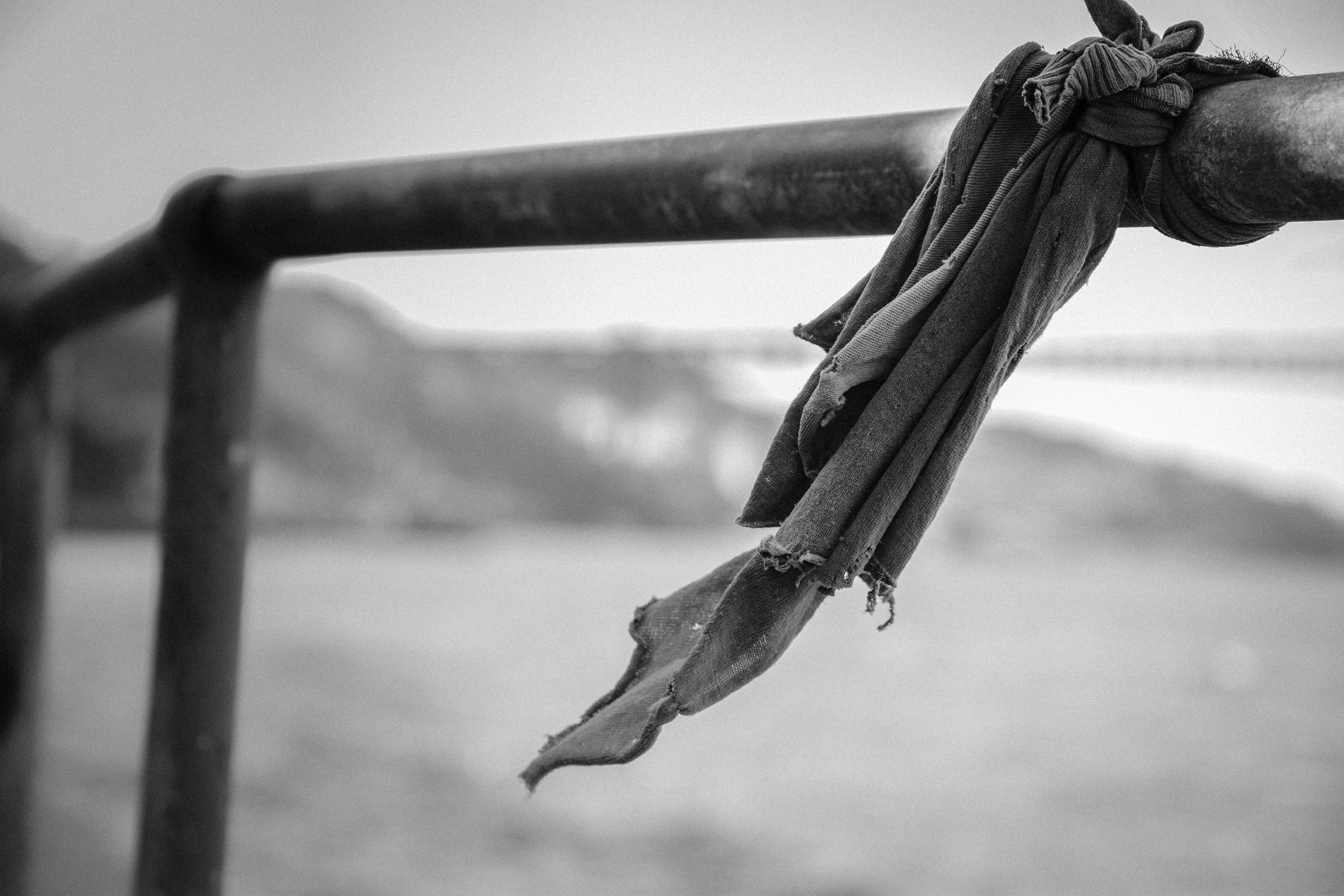 grayscale photo of a rope